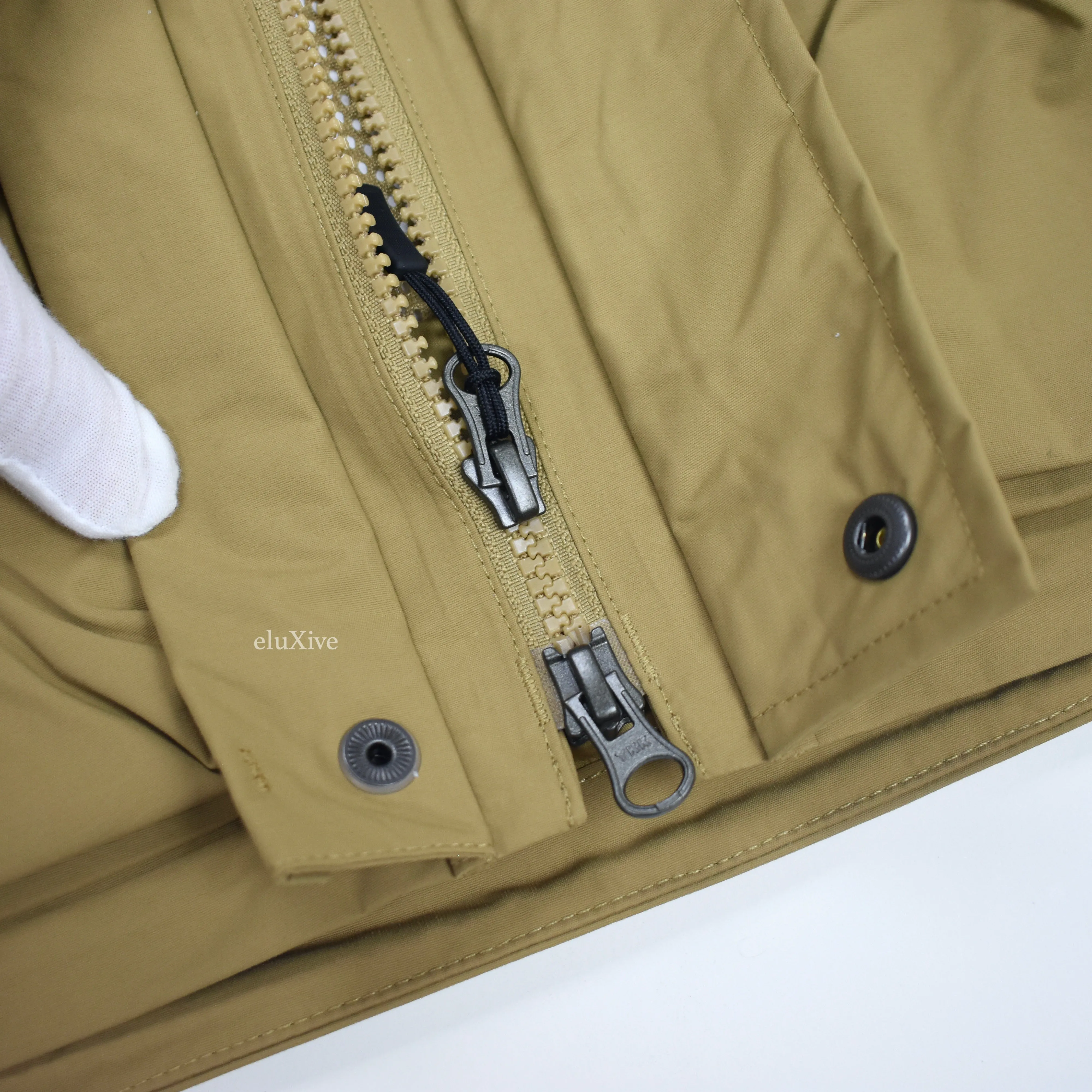 Supreme x The North Face - Antique Bronze Cargo Jacket
