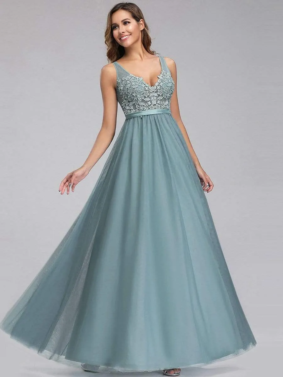 Women's A-Line V-Neck Floral Lace Appliques Bridesmaid Dress