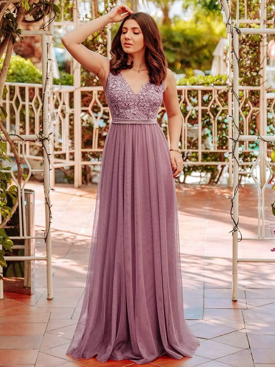 Women's A-Line V-Neck Floral Lace Appliques Bridesmaid Dress